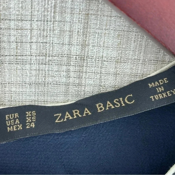 Zara Basic Womens Size XS Navy Blue short sleeve blouse 1511 - Picture 3 of 9
